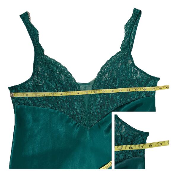 Victoria’s Secret Gold Label Lace Satin Gown - Green - Large - Picture 3 of 11
